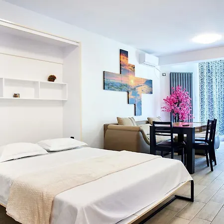 Apartment Malibu By Alz